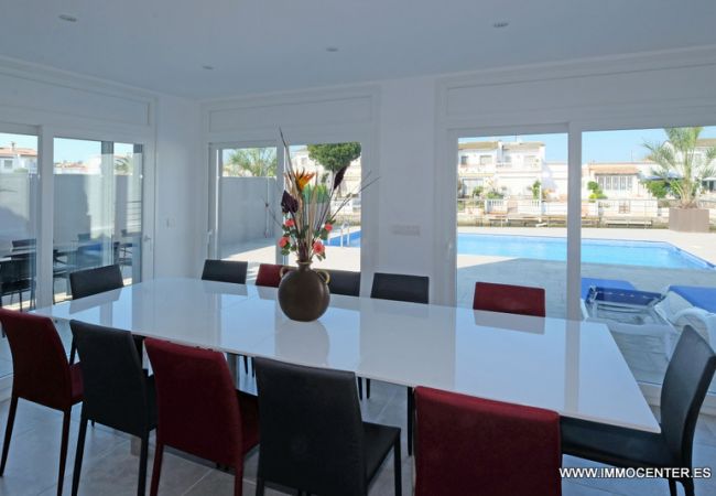 Villa in Empuriabrava - LV02 FRESER