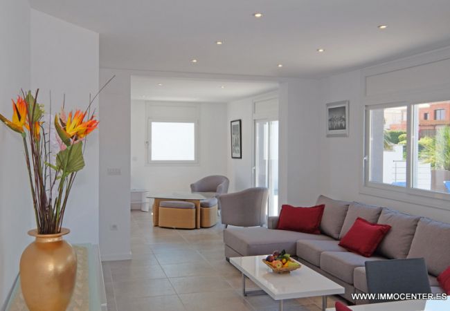 Villa in Empuriabrava - LV04 FRESER