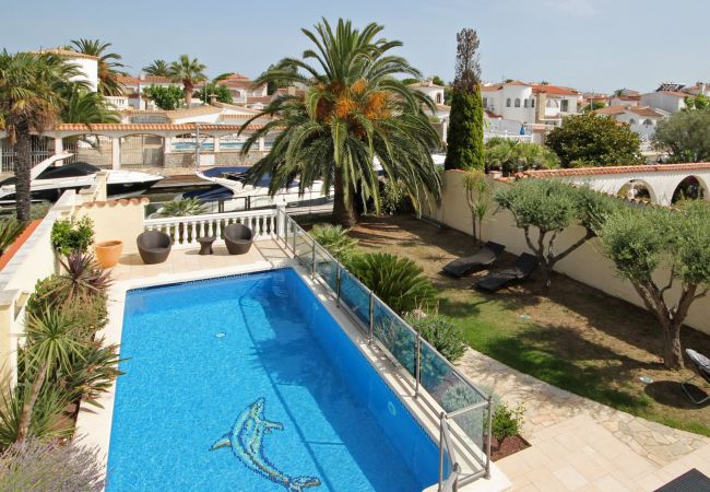 Villa with private pool
