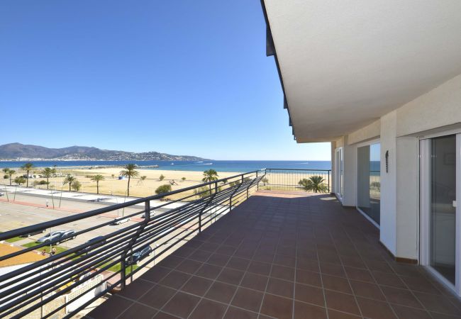 Apartment in Empuriabrava - ILA07 BAHIA