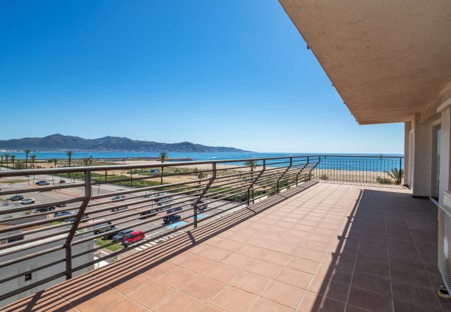 Apartment in Empuriabrava - ILA07 BAHIA