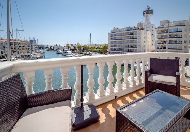 Apartment in Empuriabrava - ILA25