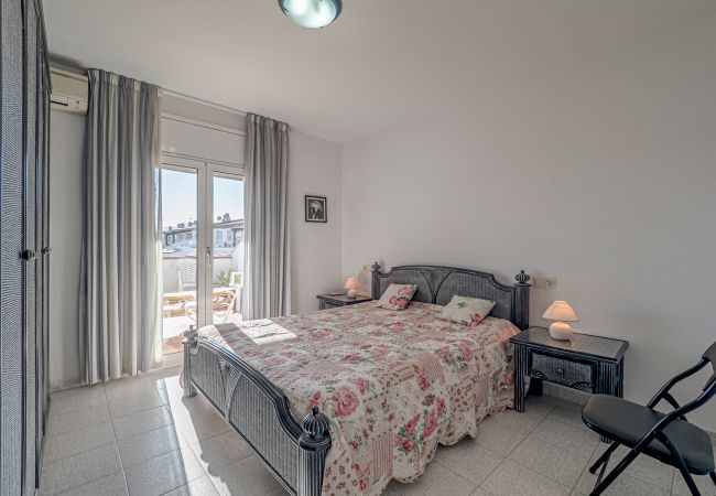 Apartment in Empuriabrava - ILA24 GRAN LAGO