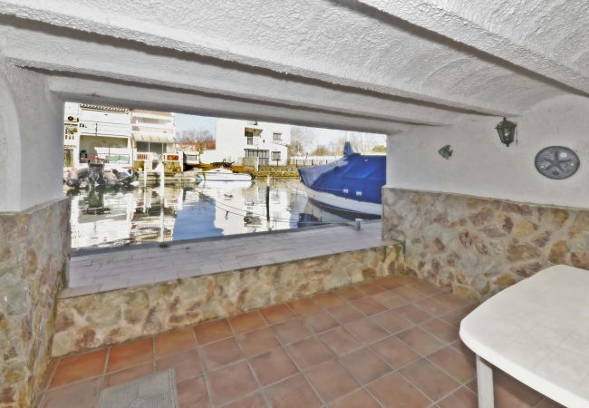 Townhouse in Empuriabrava - LV36 PORT RHODAS