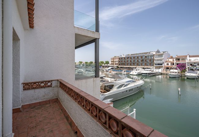 Townhouse in Empuriabrava - LV12 SALINS