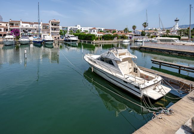 Townhouse in Empuriabrava - LV12 SALINS