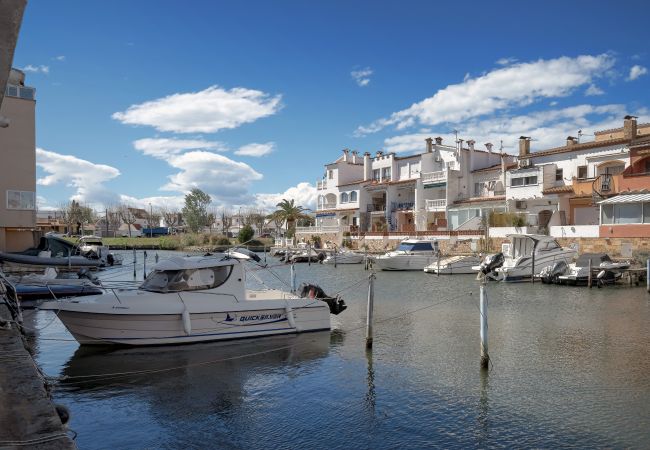 Apartment in Empuriabrava - ILA32 PORT MISTRAL