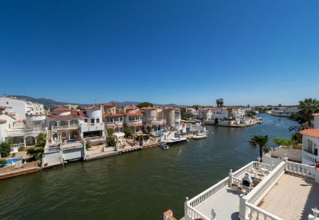 Apartment in Empuriabrava - ILA35