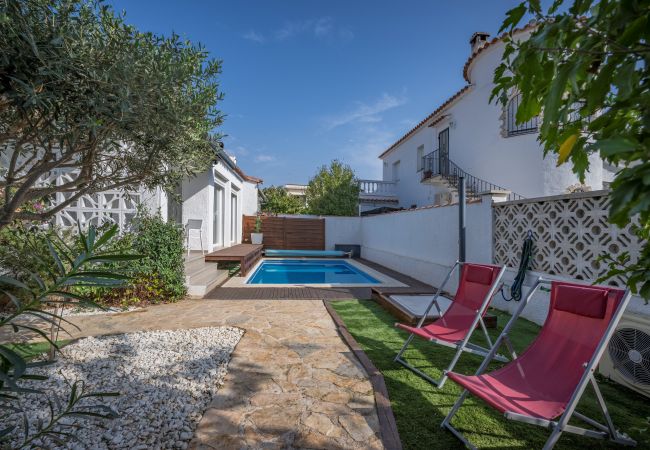 House in Empuriabrava - LV31 ALBERES 62B