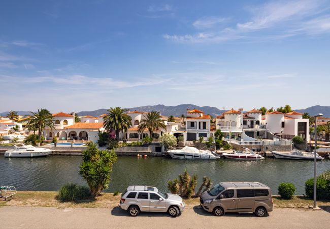 Townhouse in Empuriabrava - LV40 PORT EMPORDA