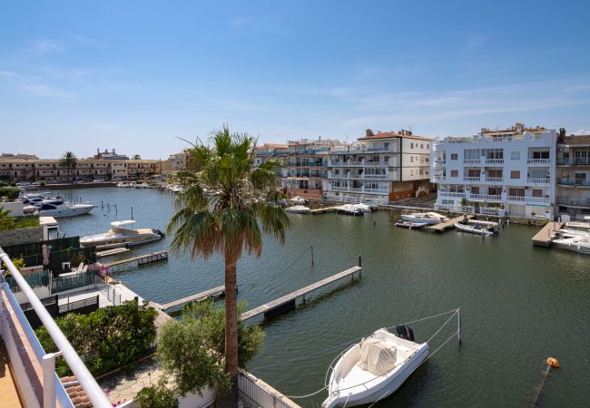 Townhouse in Empuriabrava - LV40 PORT EMPORDA