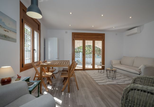 Villa in Empuriabrava - ILH03 MONTSENY