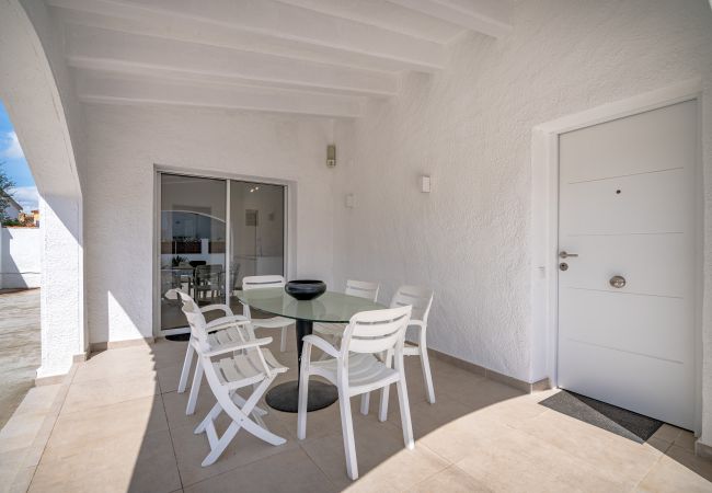 House in Empuriabrava - ILV01 MONGRI