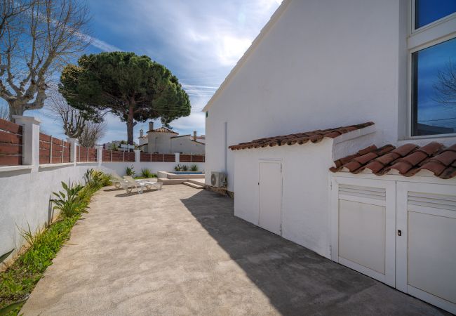 House in Empuriabrava - ILV01 MONGRI