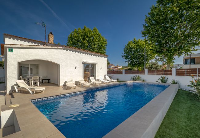 House in Empuriabrava - ILV01 MONTGRI