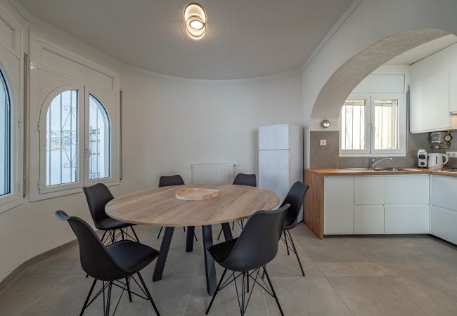 House in Empuriabrava - LV14 FRANCOLI
