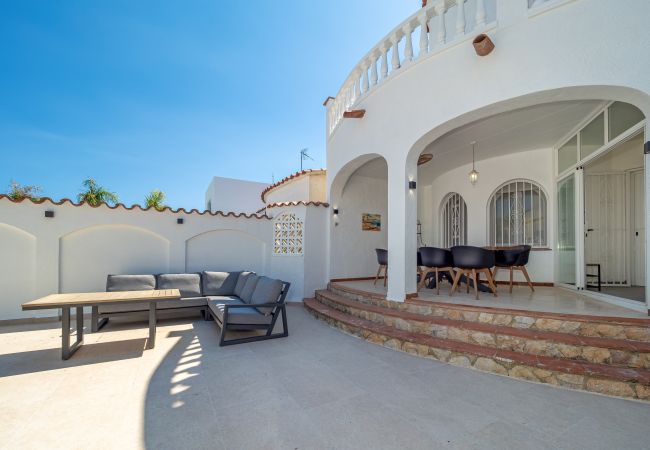 House in Empuriabrava - LV14 FRANCOLI