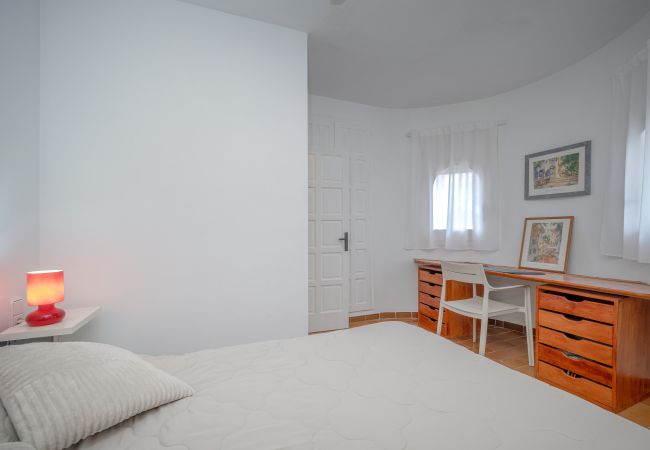 Terraced House in Empuriabrava - LV07 PORT BANYULS