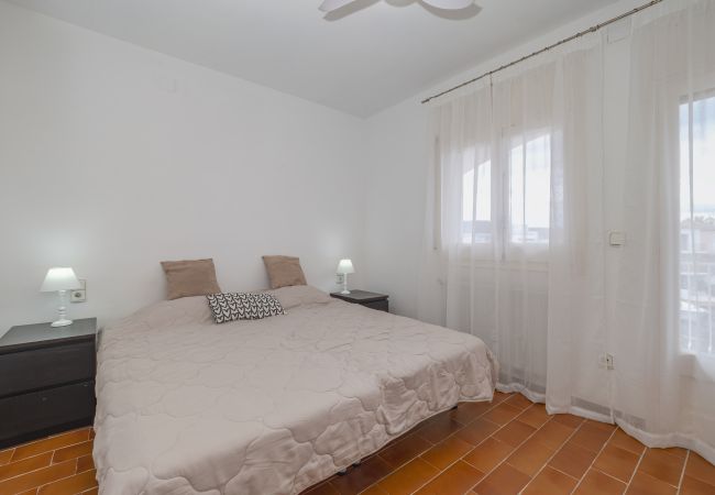 Terraced House in Empuriabrava - LV07 PORT BANYULS