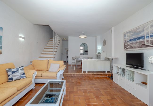 Terraced House in Empuriabrava - LV07 PORT BANYULS