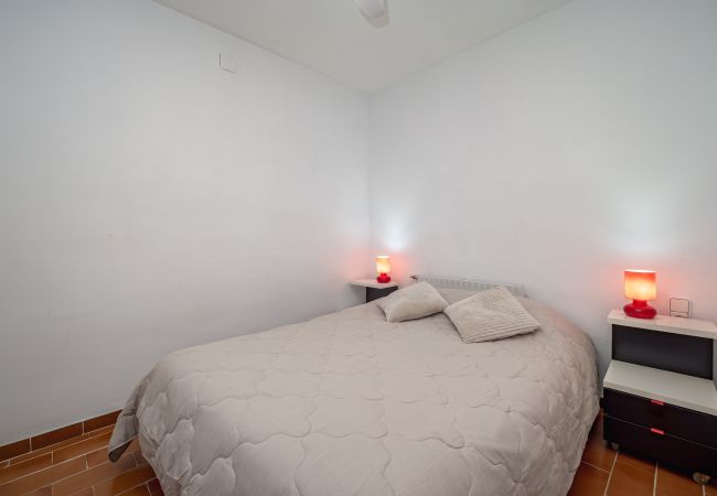 Terraced House in Empuriabrava - LV07 PORT BANYULS