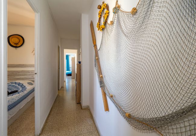 Apartment in Empuriabrava - ILA13 POBLAT TIPIC