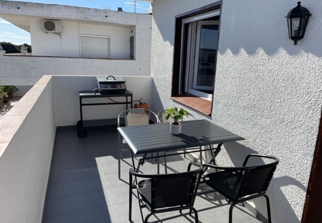 Apartment in Empuriabrava - ILA24