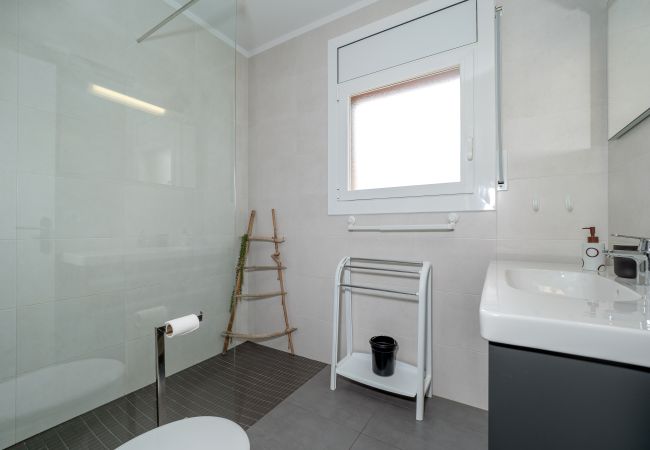 Apartment in Empuriabrava - ILA24