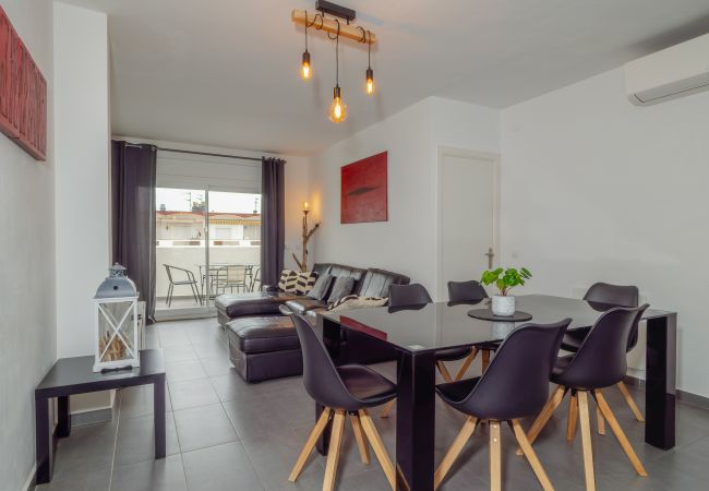 Apartment in Empuriabrava - ILA24