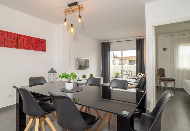 Apartment in Empuriabrava - ILA24