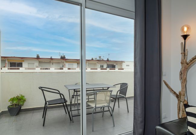 Apartment in Empuriabrava - ILA24